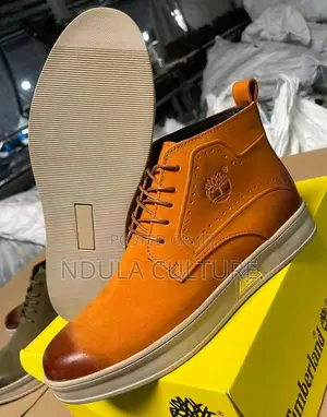 Timberland Chukka Boots Men