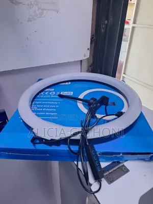 14 Inch Ringlight With Tripod