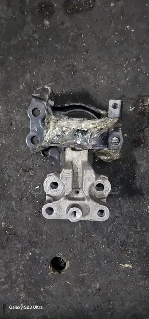 Nissan Note Engine Mountings