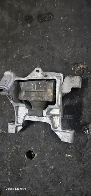 Cx5 Petrol Engine Mountings