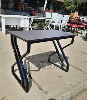 Black Metallic Stand Office Table