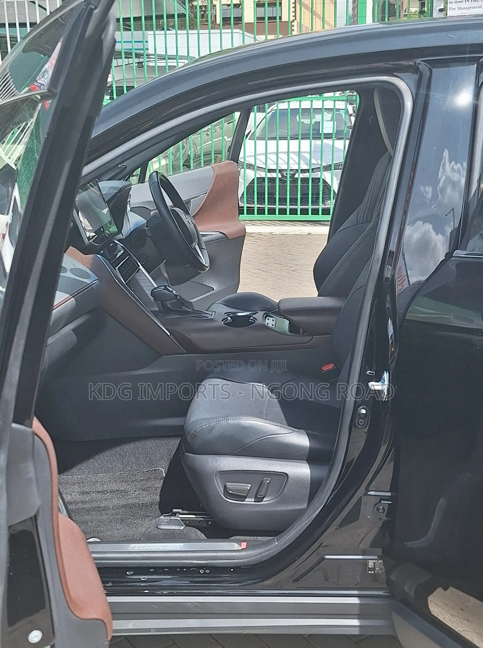 Toyota Harrier 2020 Matt Black
