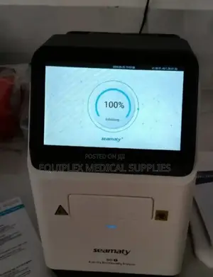 Fully Automated Biochemistry Analyzer (Accurate and Precise)