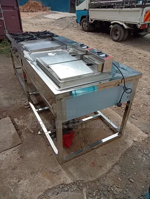 Heavy-Duty Commercial Cooking Unit 
Built for Performance.