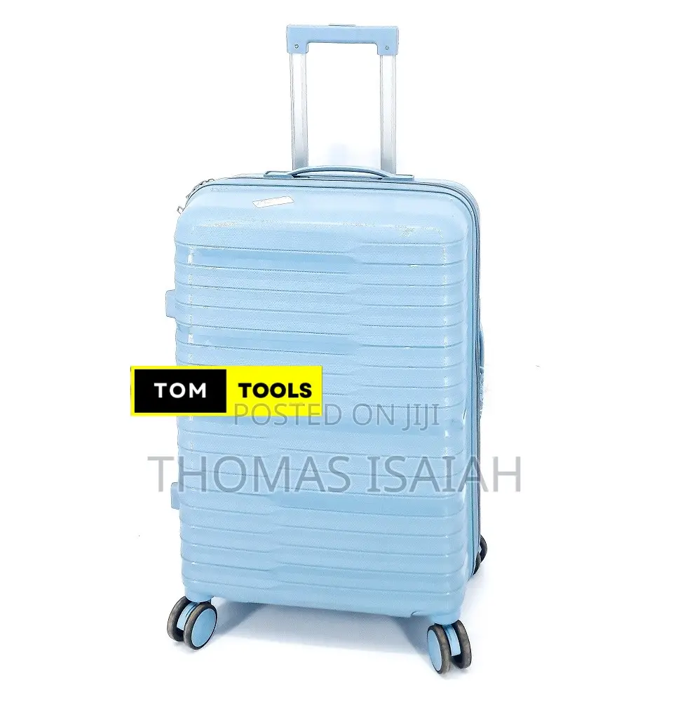 Medium Single Zip Hard Shell Suitcase Set With Spinner Wheels