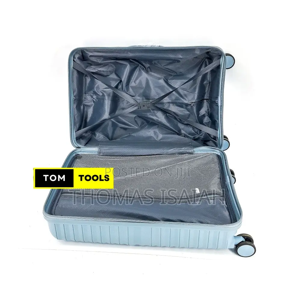 Medium Single Zip Hard Shell Suitcase Set With Spinner Wheels