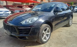 Porsche Macan 2016 Black