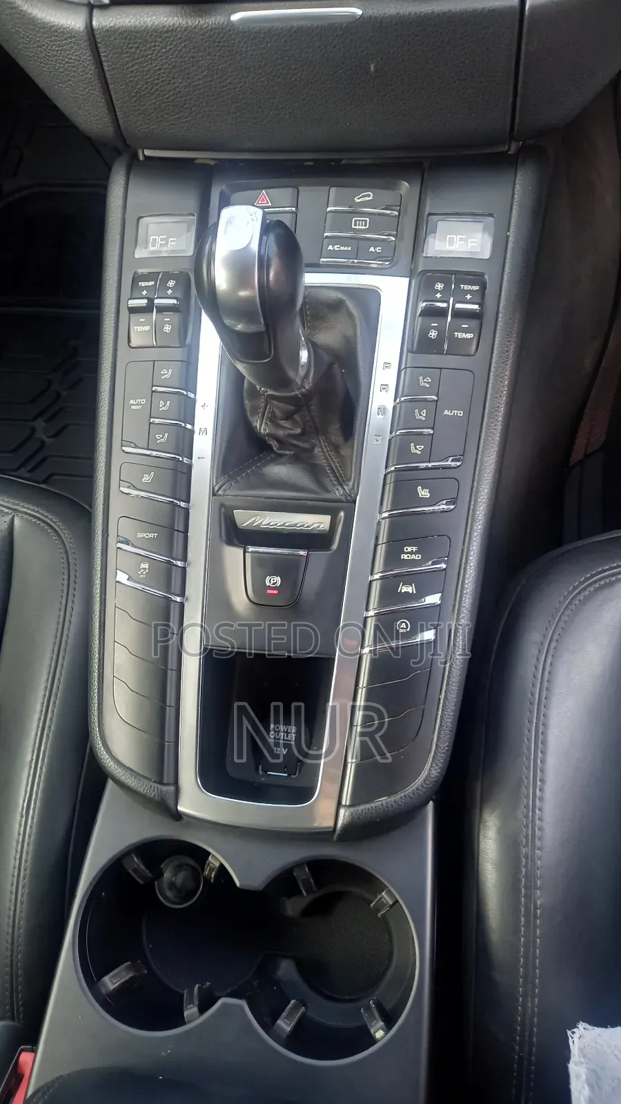 Porsche Macan 2016 Black