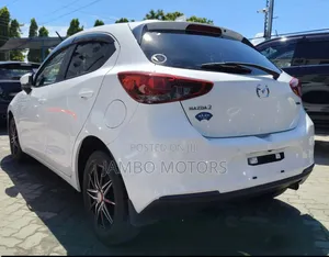 Mazda 2 2020 White