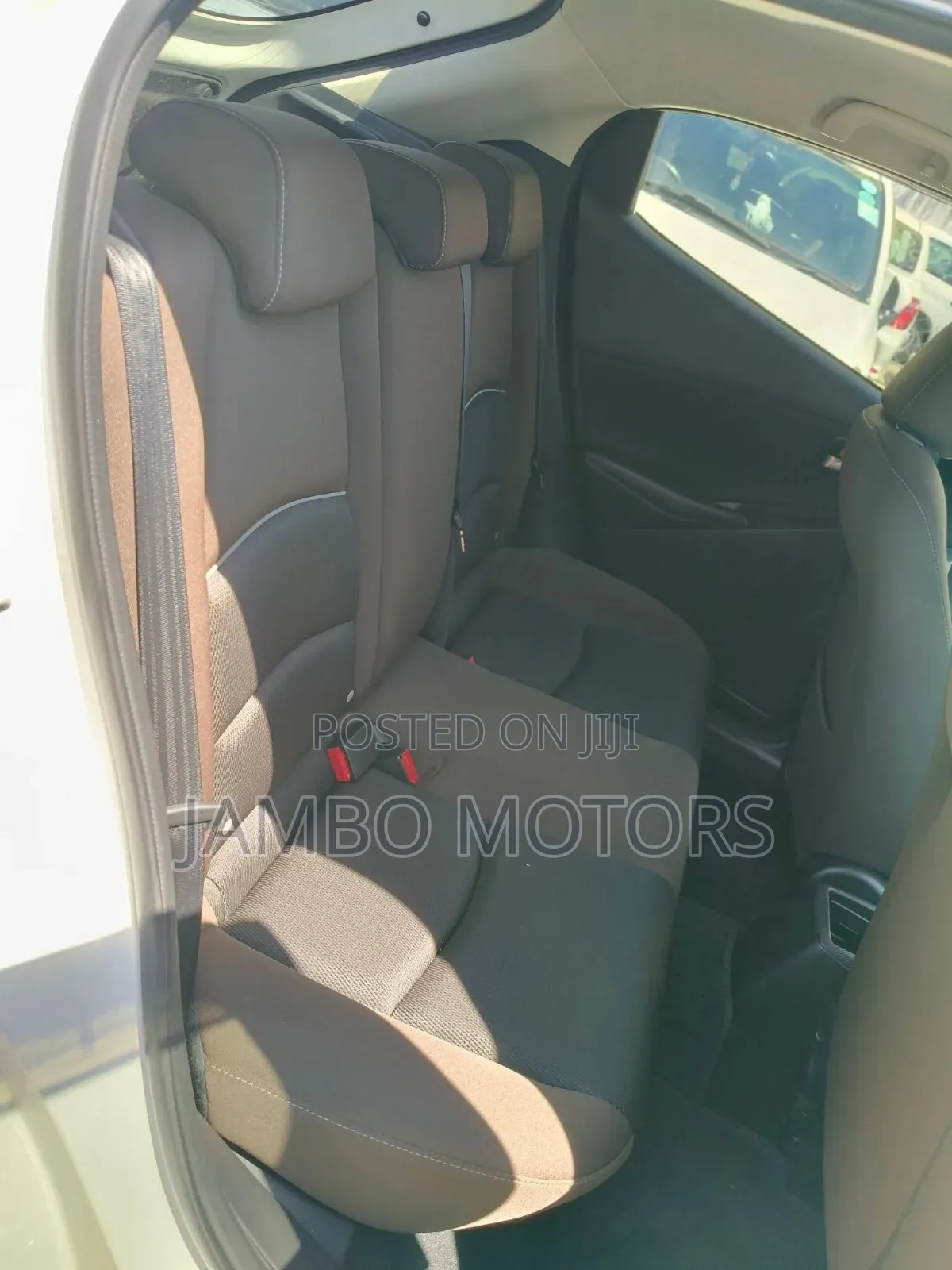 Mazda 2 2020 White