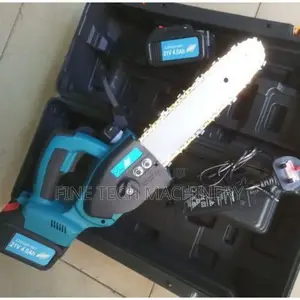 Makita Cordless Chainsaw
