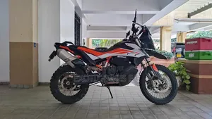 KTM 2019 White