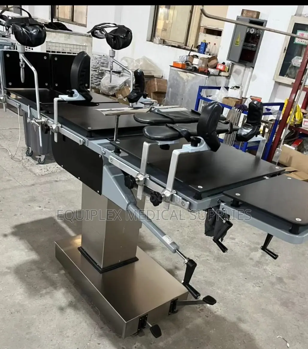 New Hydraulic Theatre Table/ Ot Table
