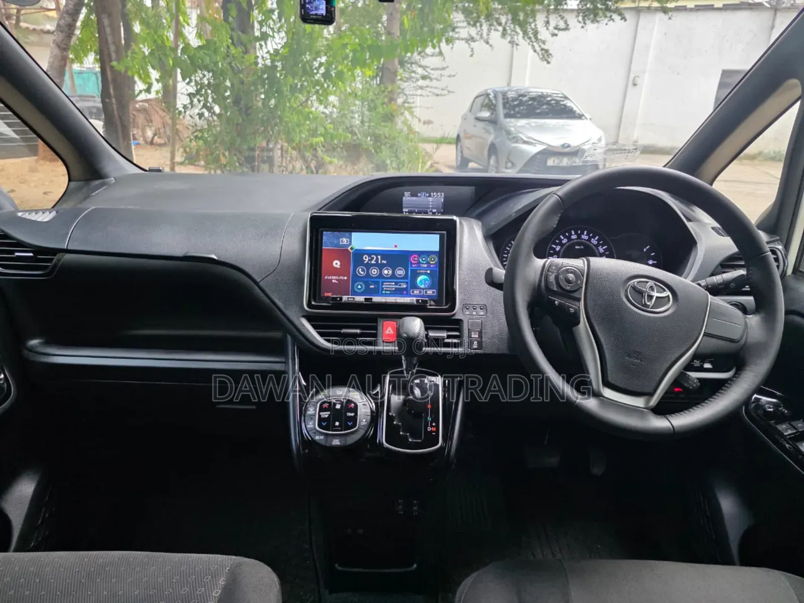 Toyota Voxy 2018 White