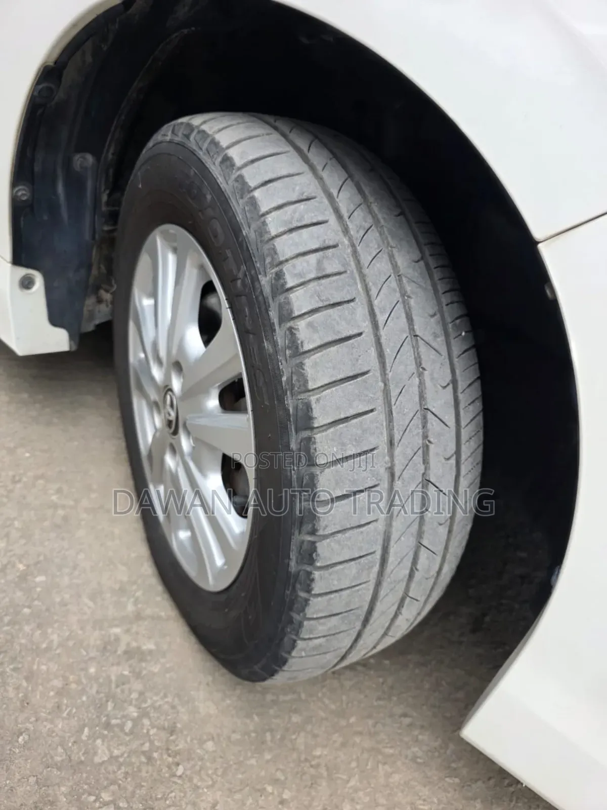 Toyota Voxy 2018 White