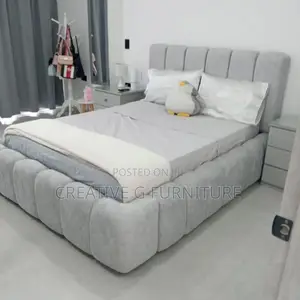 A Fancy 5by6 Bubble Bed
