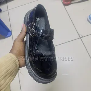 Girls Black Wetlook School Shoes 26-37