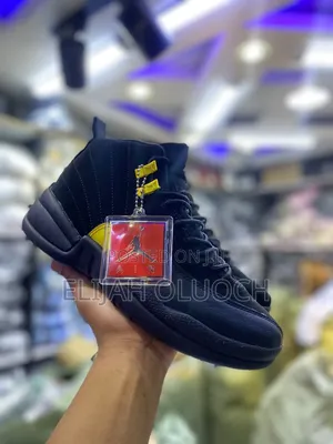 Air Jordan 12 Retro 'Black Taxi' Sneaker