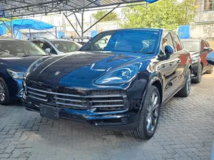Porsche Cayenne S AWD 2019 Black