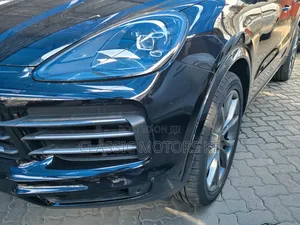 Porsche Cayenne S AWD 2019 Black