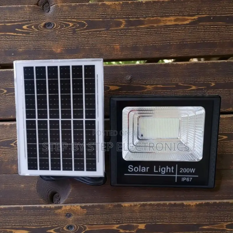 Remote Control 200w Watts Ip67 High Power Led Solar Flood Light