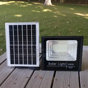 Energy Saving 200w Watts Ip67 Water Proof Led Solar Flood Light