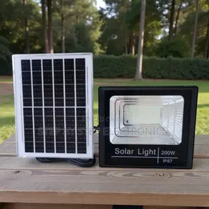 Energy Saving 200w Watts Ip67 Water Proof Rated Led Solar Flood Light