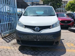 Nissan NV200 S 2019 White