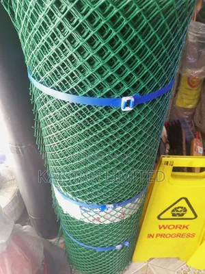 Plastic Chicken Mesh 1m By 25m Long