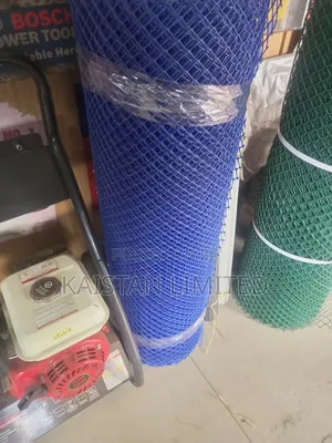 Plastic Chicken Mesh 1m By 25m