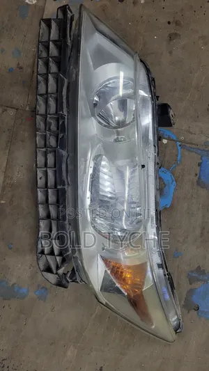 Honda Stream Headlight