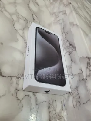 New Apple iPhone 15 Pro Max 256 GB Black