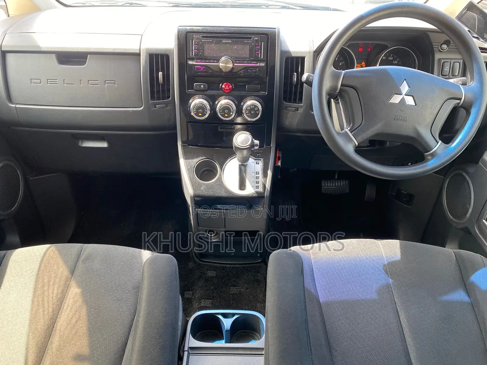 Mitsubishi Delica 2016 Silver