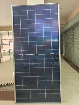New Tech 615 Watts Jinko Monocrystalline Halfcell Bifacial All Weather