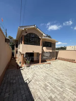 4bdrm Mansion in Ondiri, Kikuyu for rent