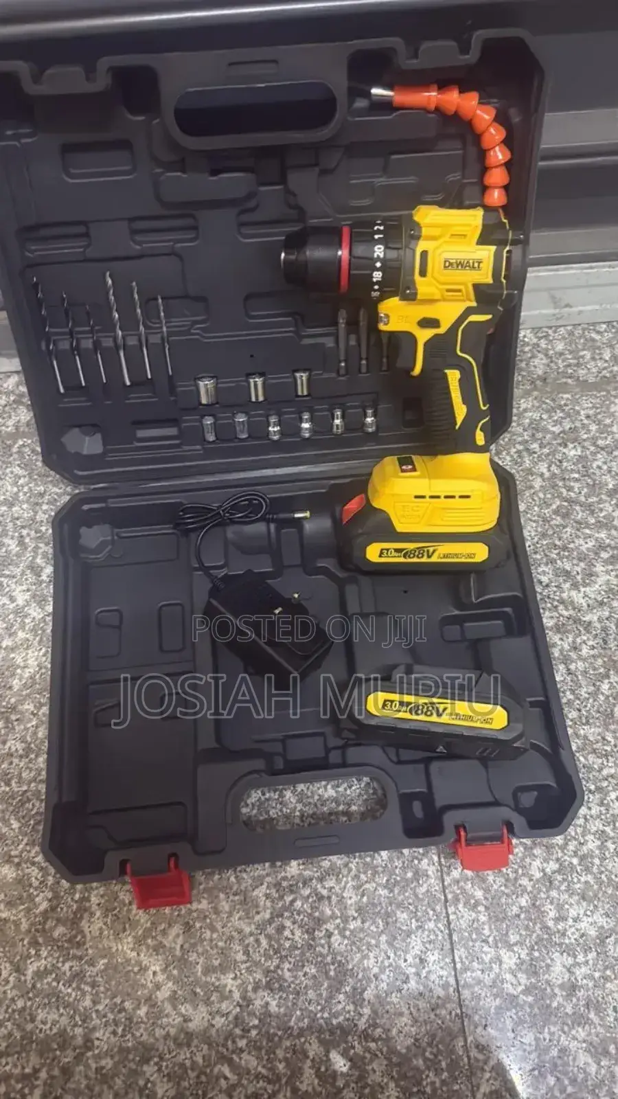 Dewalt Cordless Drill Machine Set With 2 Batteries