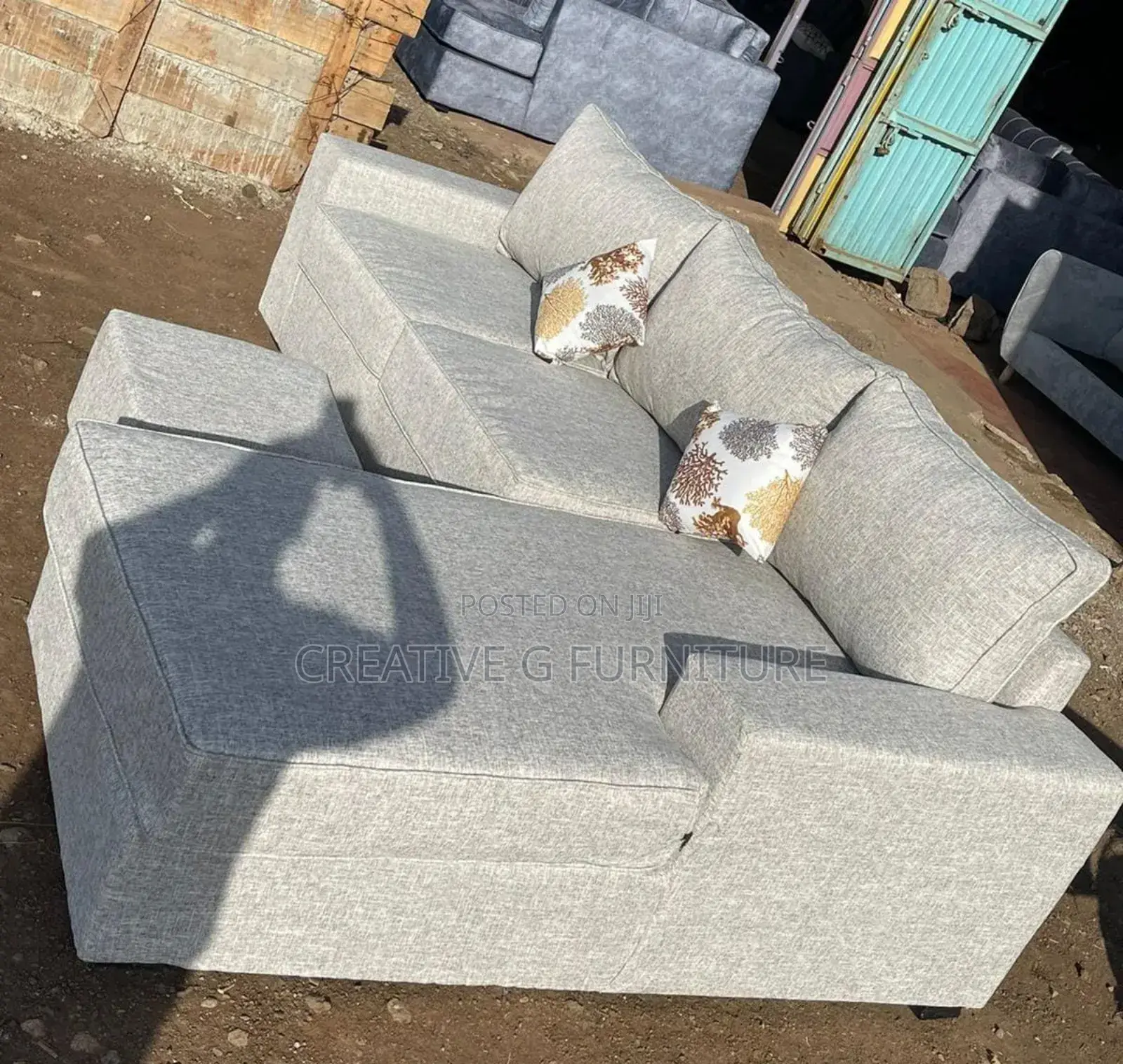 A Light Grey 5 Seater Fancy Sofa