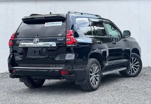 Toyota Land Cruiser Prado 2.8 2020 Black
