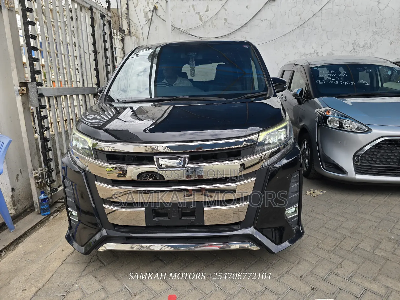 Toyota Noah 2019 Black