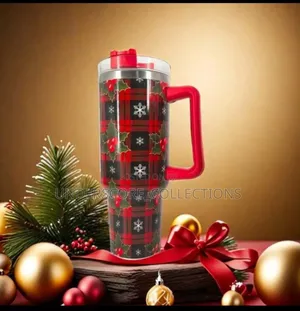 *Christmas Theme Stanley Cup