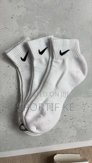 3 Pairs of Sports Socks – Unisex Thick Towel Sole