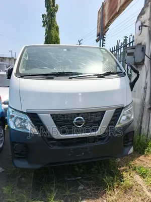 Nissan Caravan (Urvan) 2019 White