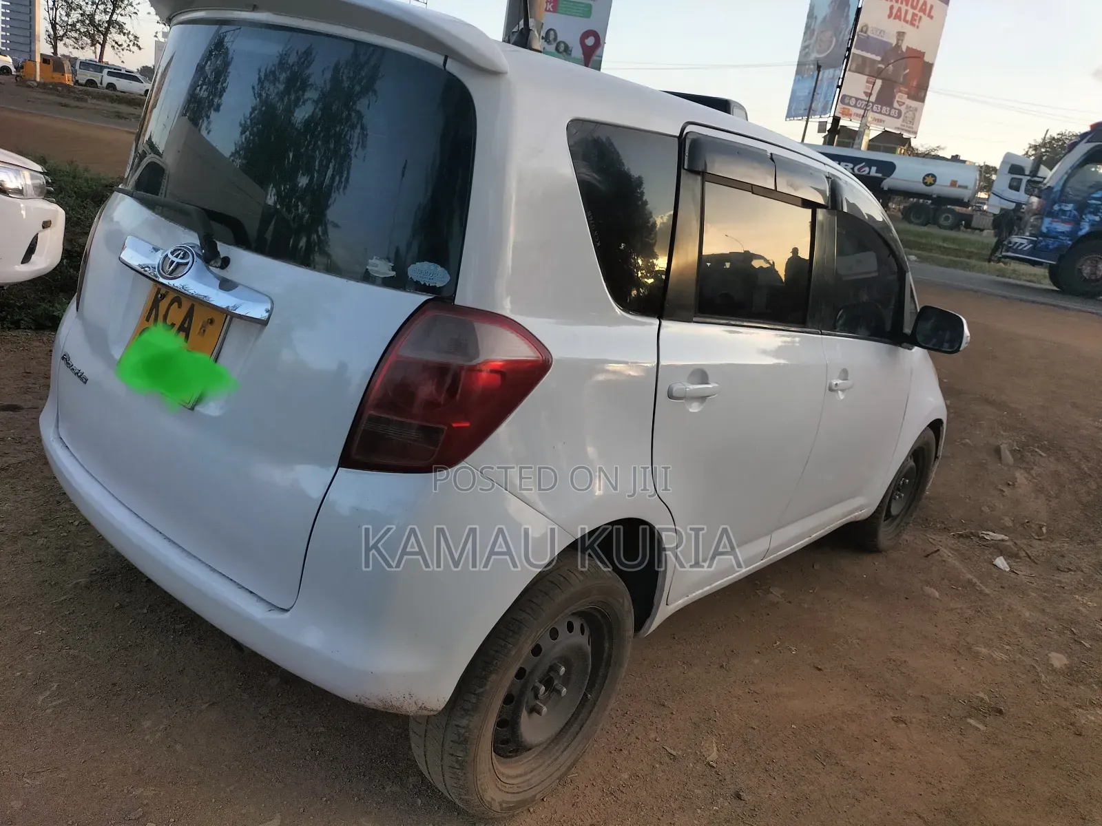 Toyota Ractis 2009 White