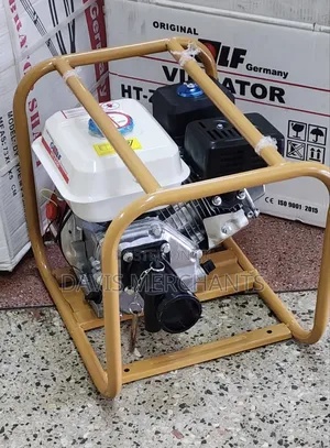Petrol Poker Vibrator