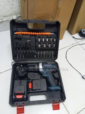 Bosch Cordless Impact Drill/Driver Kit