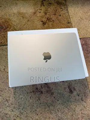 New Laptop Apple MacBook Air 2023 M2 8GB Apple M2 SSD 256GB