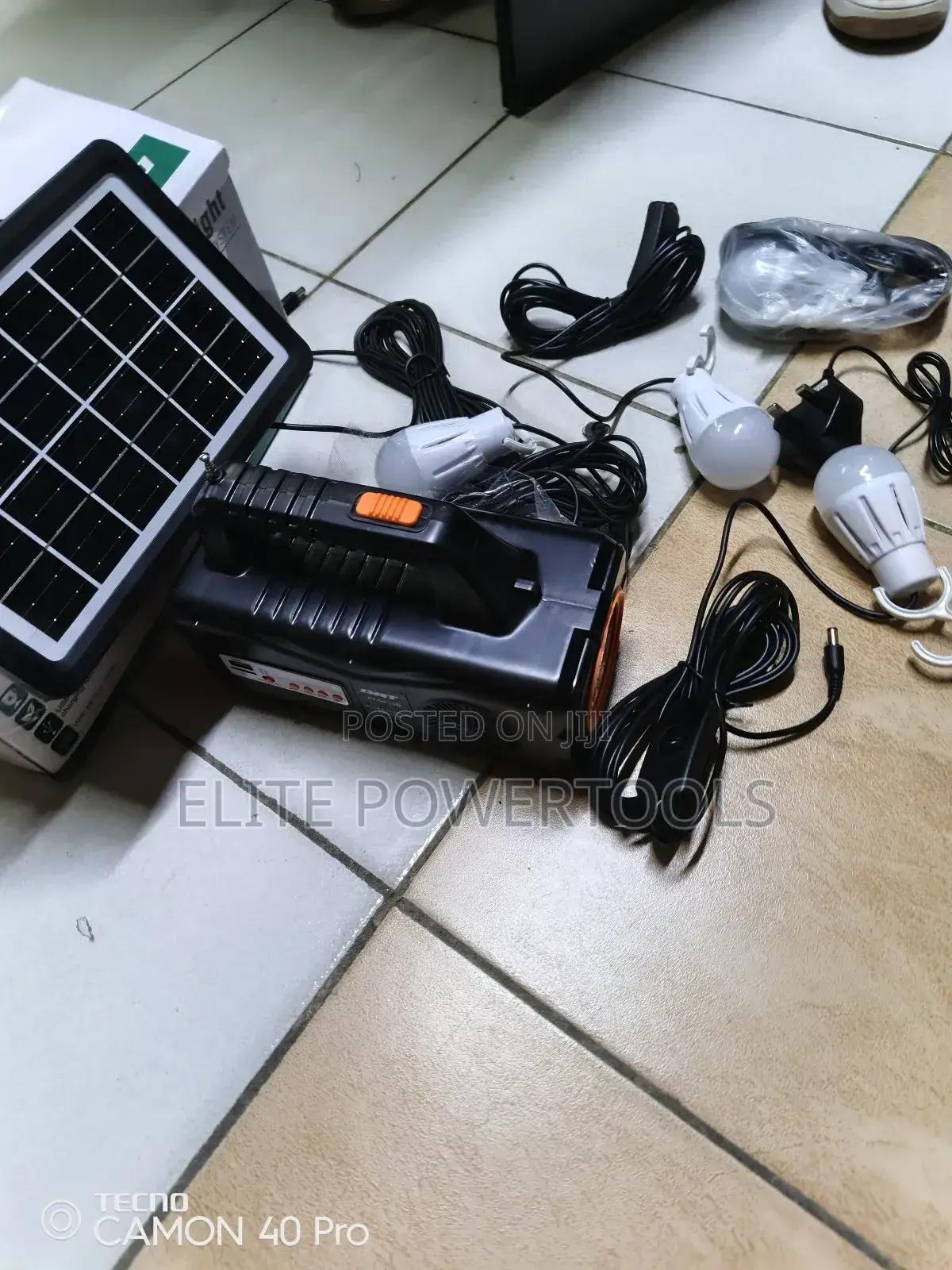 Dat Solar Light System With Bulb, Radio Touch, Solar -9013