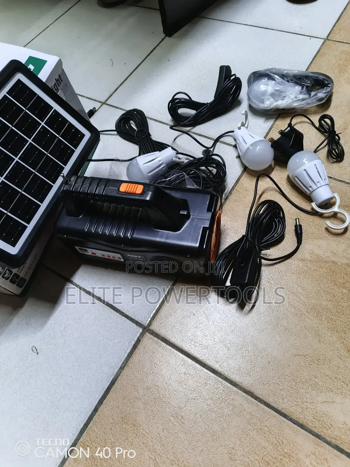 Dat Solar Light System With Bulb, Radio Touch, Solar -9013
