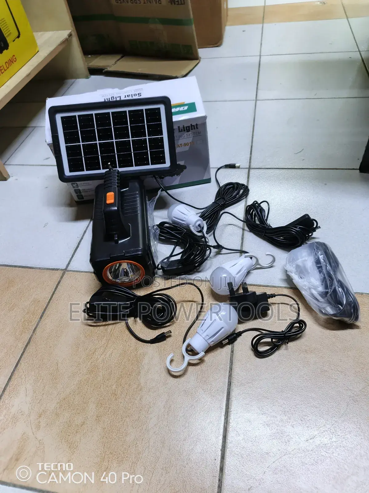 Dat Solar Light System With Bulb, Radio Touch, Solar -9013