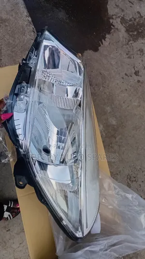 Headlamp Vitz 2014 /2015-2018 Non Xenon